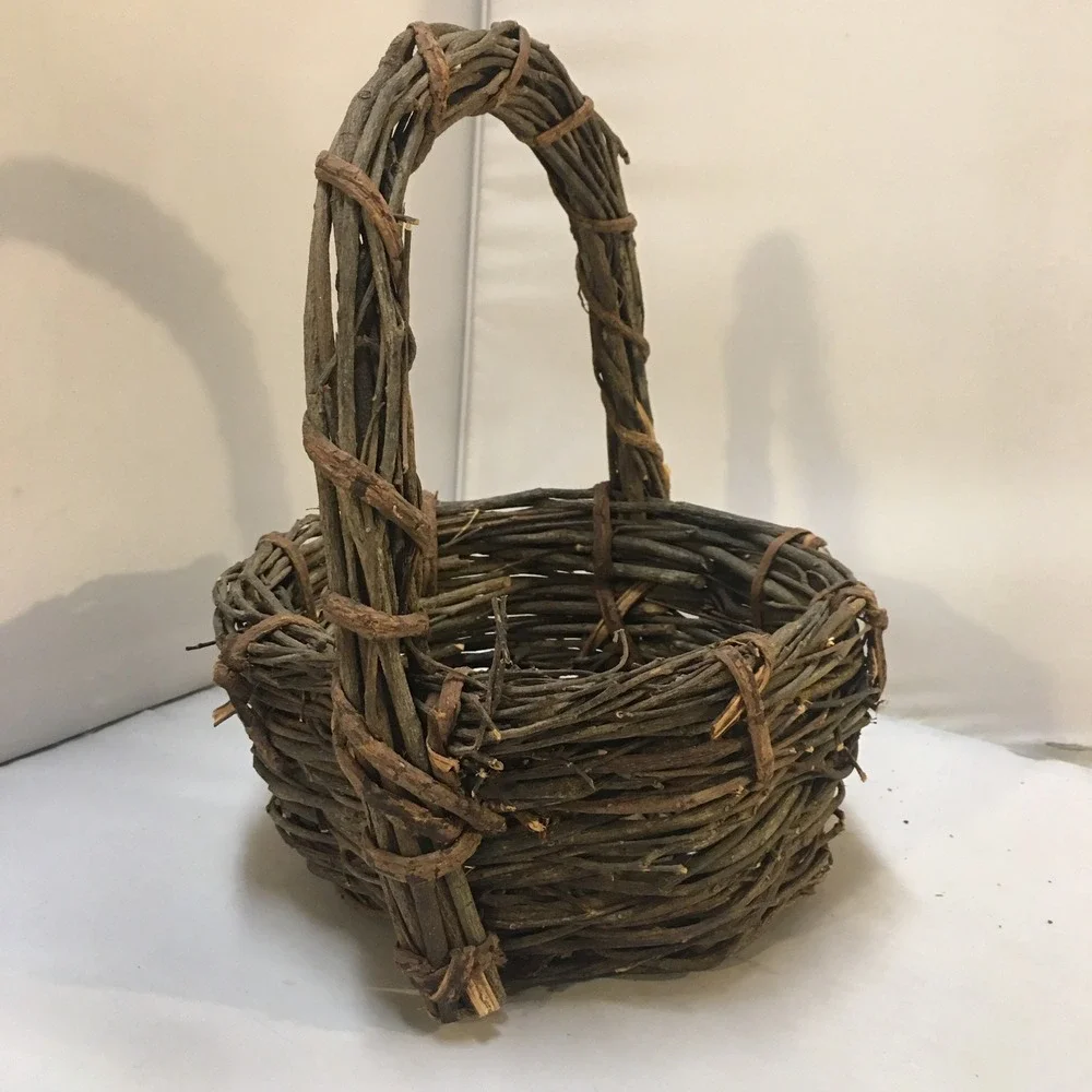 Woven Twig Grapevine Basket Unisex OS Brown Rustic Farmhouse Decor Cottagecore